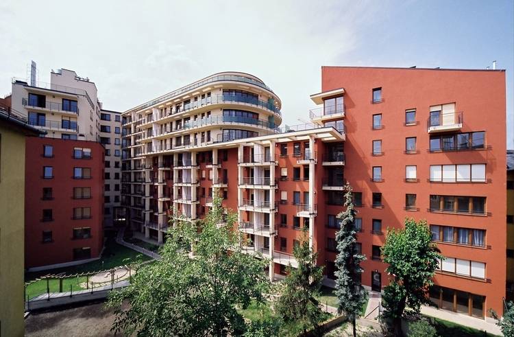 új építésű lakások budapest university
